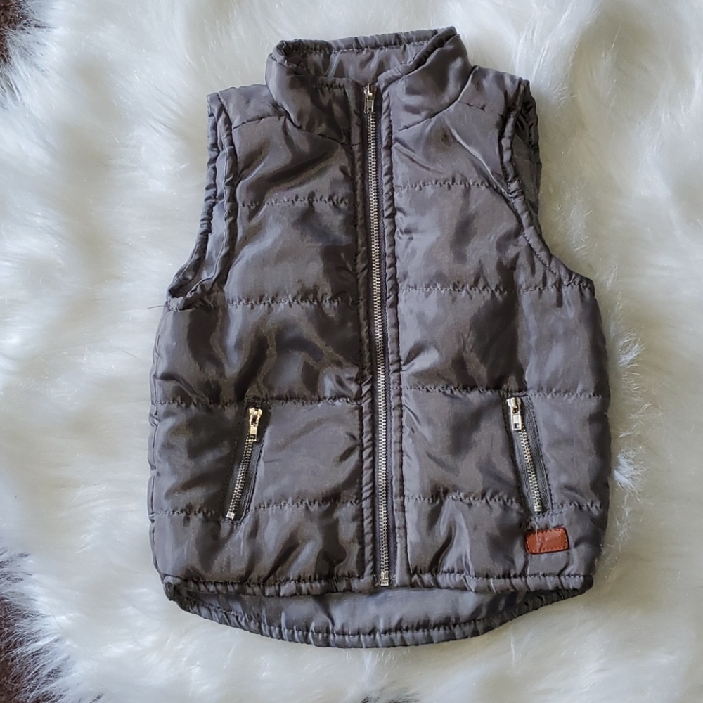 Girl's 7 for all mankind shiny puff vest 18m